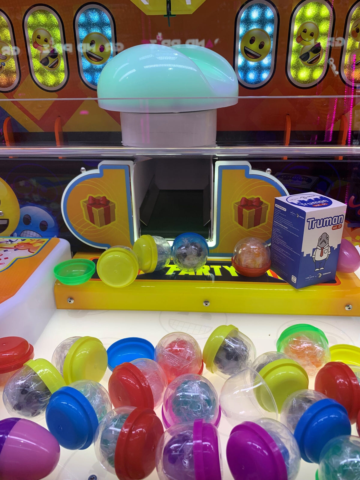 Emoji party