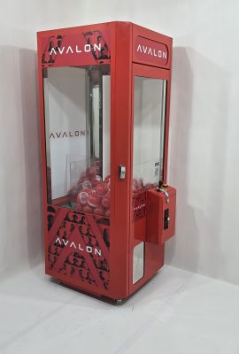 Grijpautomaat huren Grijpmachine huren Personaliseren Customizen Greifautomat mieten Greifer mieten personalisierung location d'événement louer une griffe location machine de grue de compétence de griffe LOCATION GRUE FORAINE A PINCE Personalised Crane Machine Rentals Grabbing machine rental Rent a claw machine Customizing Highlifeamusements.com